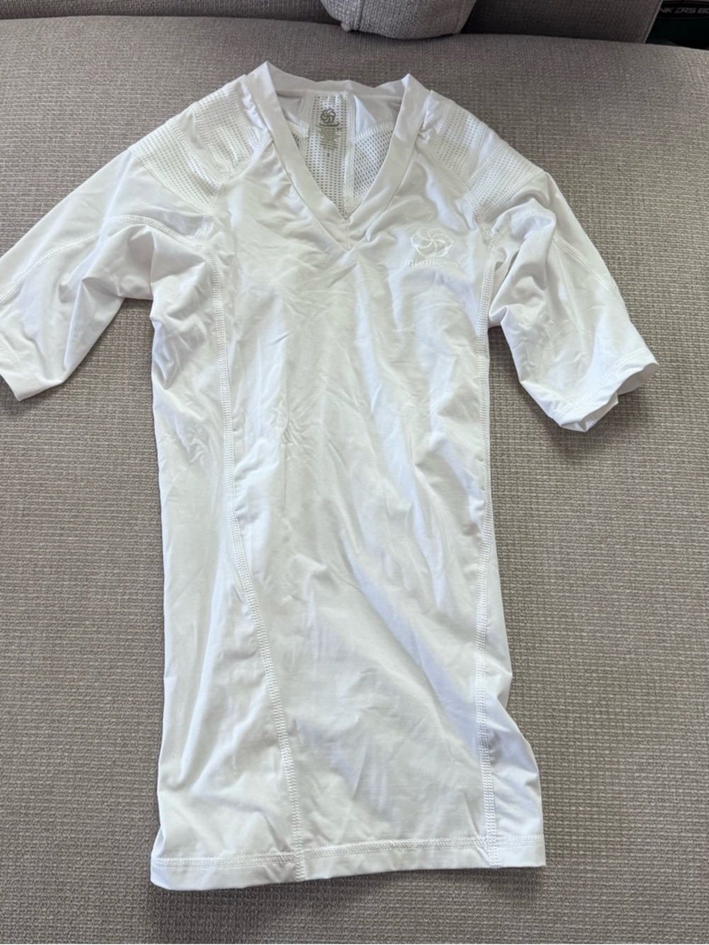 Intelliskin women's White compression Performance V-Neck Shirt small